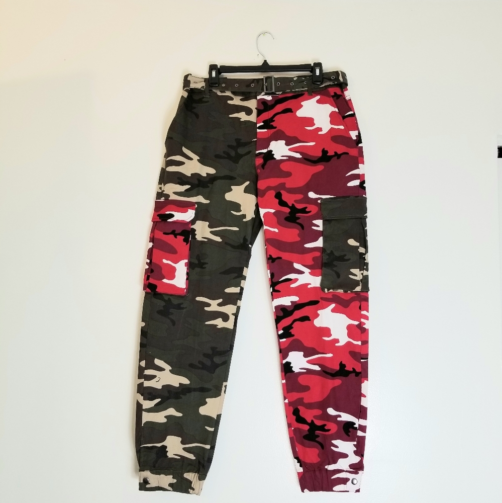COLOR BLOCK CAMO CARGO PANTS - Picture 4 of 5